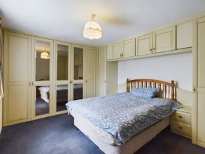 Cream bedroom- click for photo gallery